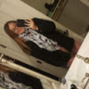 Meet your Posher, Taura